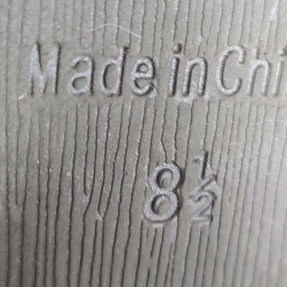 American Eagle Suede Ankle Boot Bootie - Picture 9 of 11